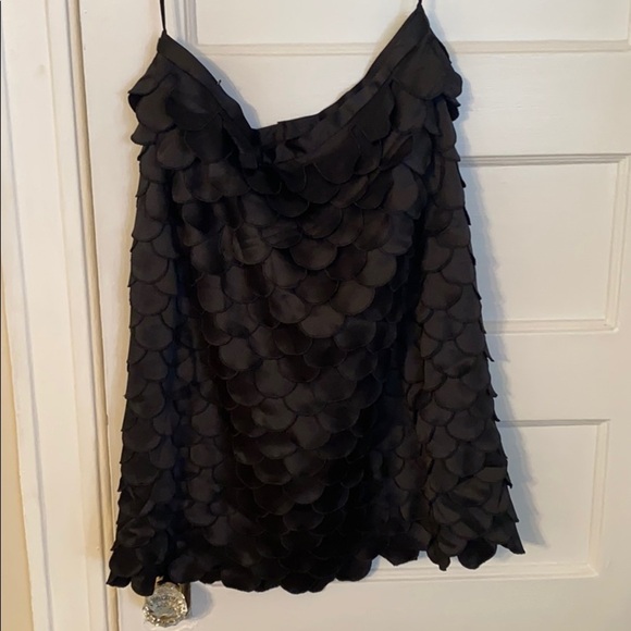 Jovani Dresses & Skirts - Jovani Scalloped Pencil Skirt